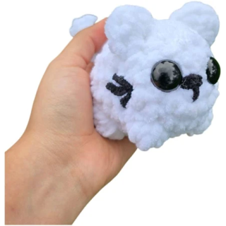 かぎ針編みの子猫